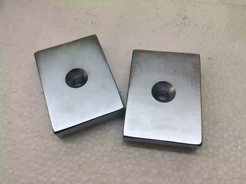 強(qiáng)磁鐵 強(qiáng)磁鐵